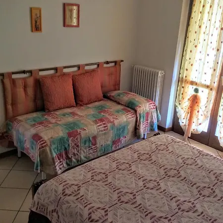 Casa Lorella アパート Colà